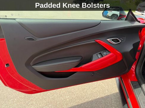 Used 2021 Chevrolet Camaro SS RWD image 14