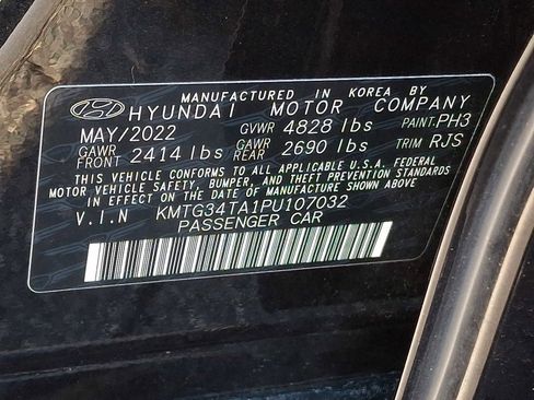 Used 2023 Genesis G70 2.0T image 26