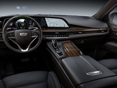 Used 2024 Cadillac Escalade ESV Premium Luxury image 34