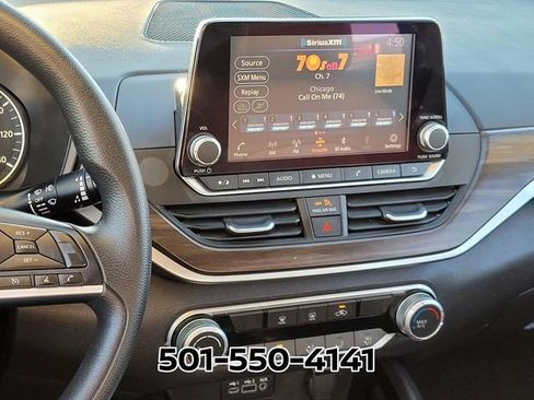 Used 2024 Nissan Altima 2.5 SV image 20