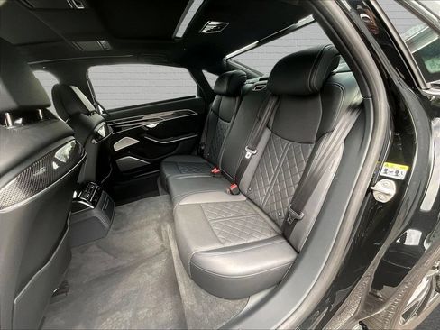 Used 2022 Audi S8 w/ S8 Executive Package AWD/4WD image 20