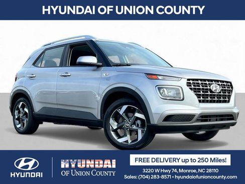 New 2026 Hyundai Venue SEL image 1