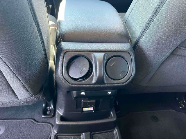 Used 2024 Jeep Wrangler Unlimited Sahara AWD/4WD image 27