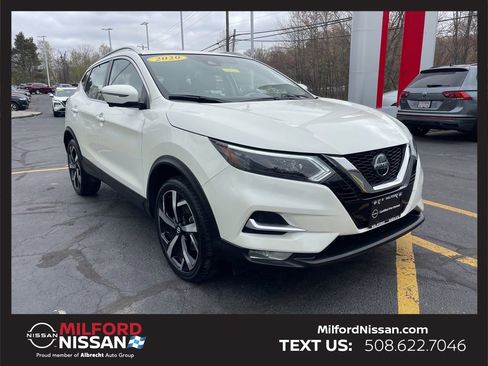 Certified 2020 Nissan Rogue Sport SL w/ Premium Package AWD/4WD image 8