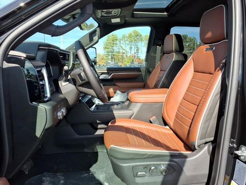 New 2026 GMC Sierra 2500 Denali Ultimate w/ Max Trailering Package image 12