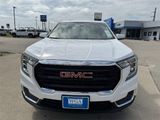 Used 2024 GMC Terrain SLE image 3