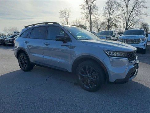 Used 2023 Kia Sorento X-Line EX image 2