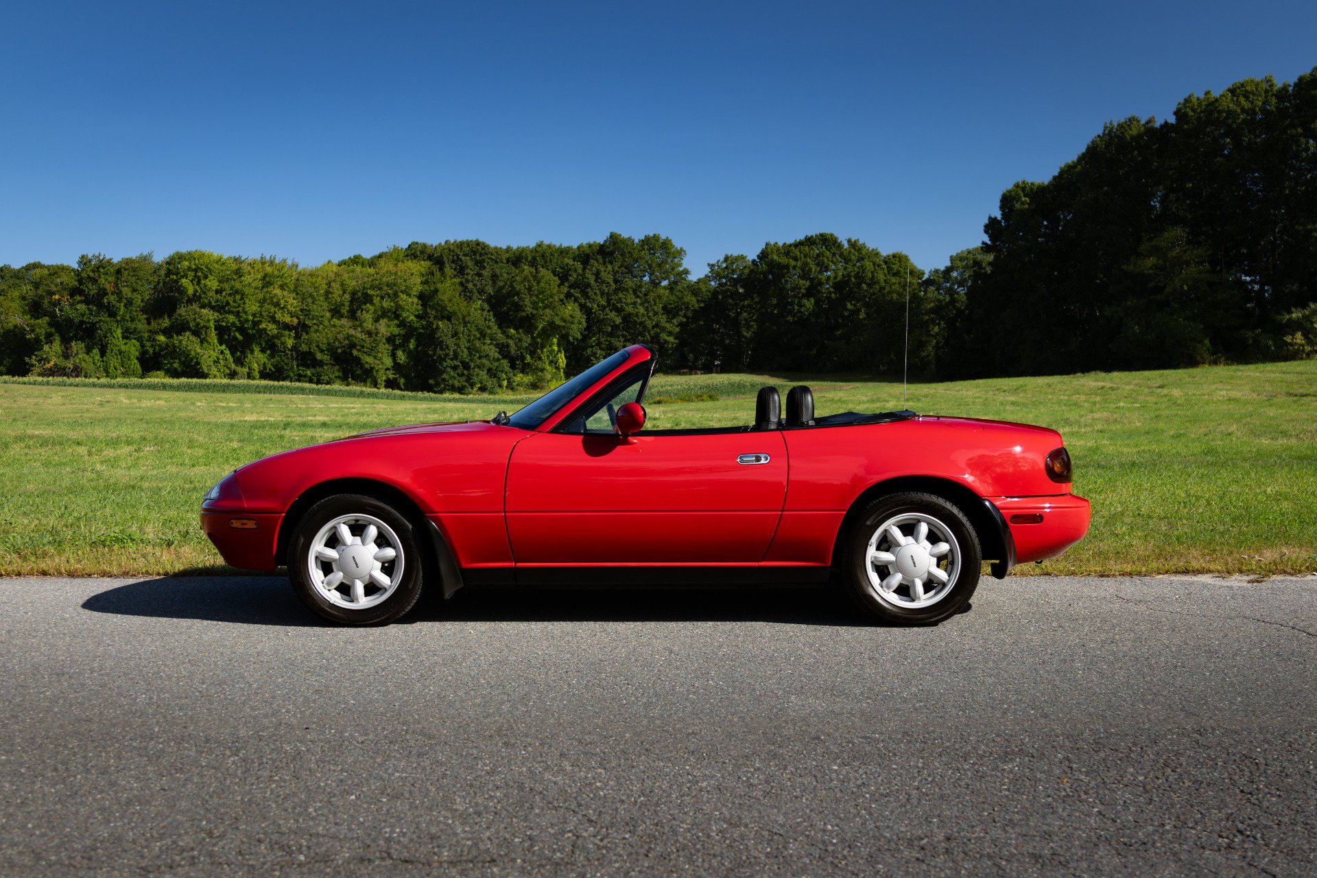 Used 1990 MAZDA MX-5 Miata RWD image 33