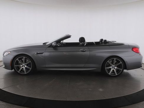 Used 2014 BMW M6 Convertible image 13