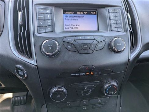 Used 2019 Ford Edge SE FWD image 11