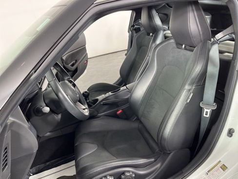 Used 2024 Nissan Z Performance w/ Floor Mat Package image 18