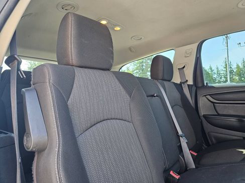 Used 2015 Chevrolet Traverse LT AWD/4WD image 13