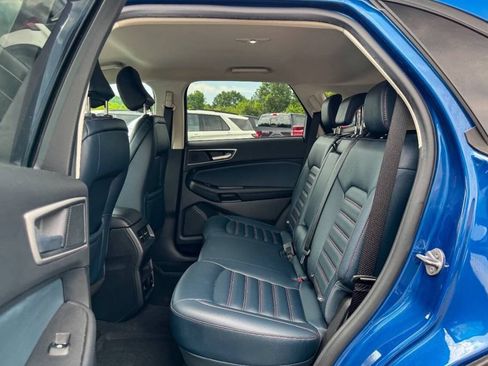 Used 2024 Ford Edge SEL w/ Sport Appearance Package AWD/4WD image 18