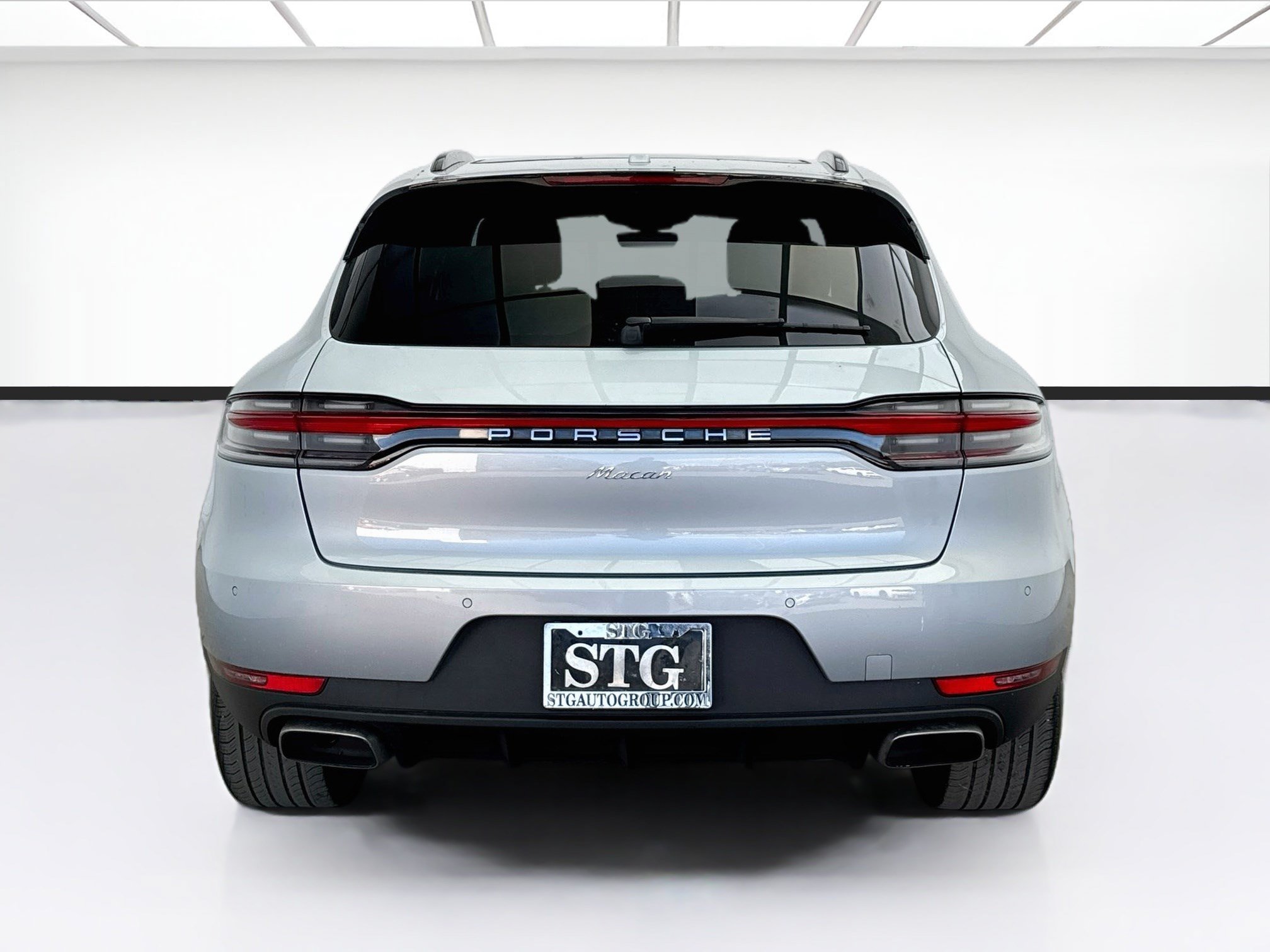 Used 2021 Porsche Macan AWD/4WD image 5