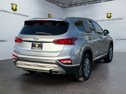 Used 2020 Hyundai Santa Fe SE image 5