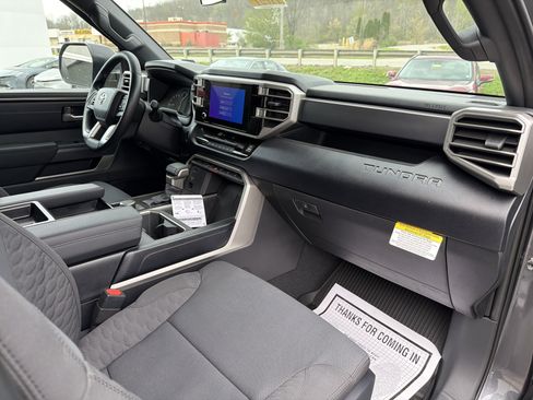 New 2025 Toyota Tundra SR5 AWD/4WD image 32