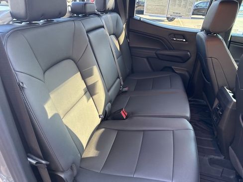 Used 2025 GMC Canyon Elevation w/ Convenience Package image 28