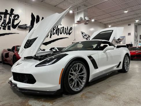 Used 2016 Chevrolet Corvette Z06 w/ 3LZ Preferred Equipment Group RWD image 28