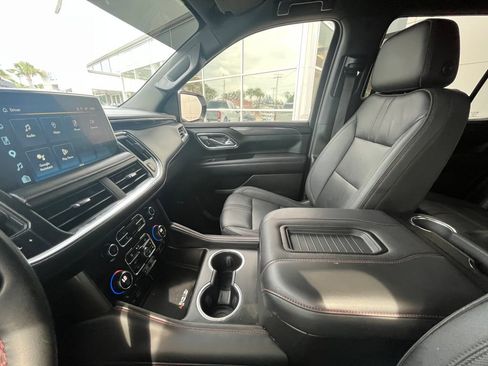 Used 2023 Chevrolet Tahoe RST w/ Luxury Package RWD image 16