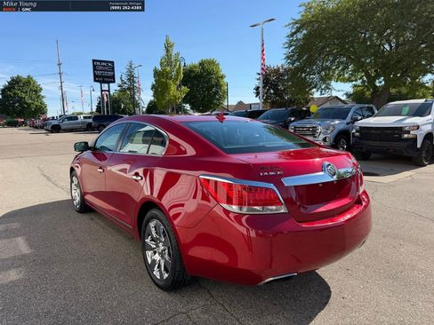 Used 2013 Buick LaCrosse Premium w/ Entertainment Package FWD image 7