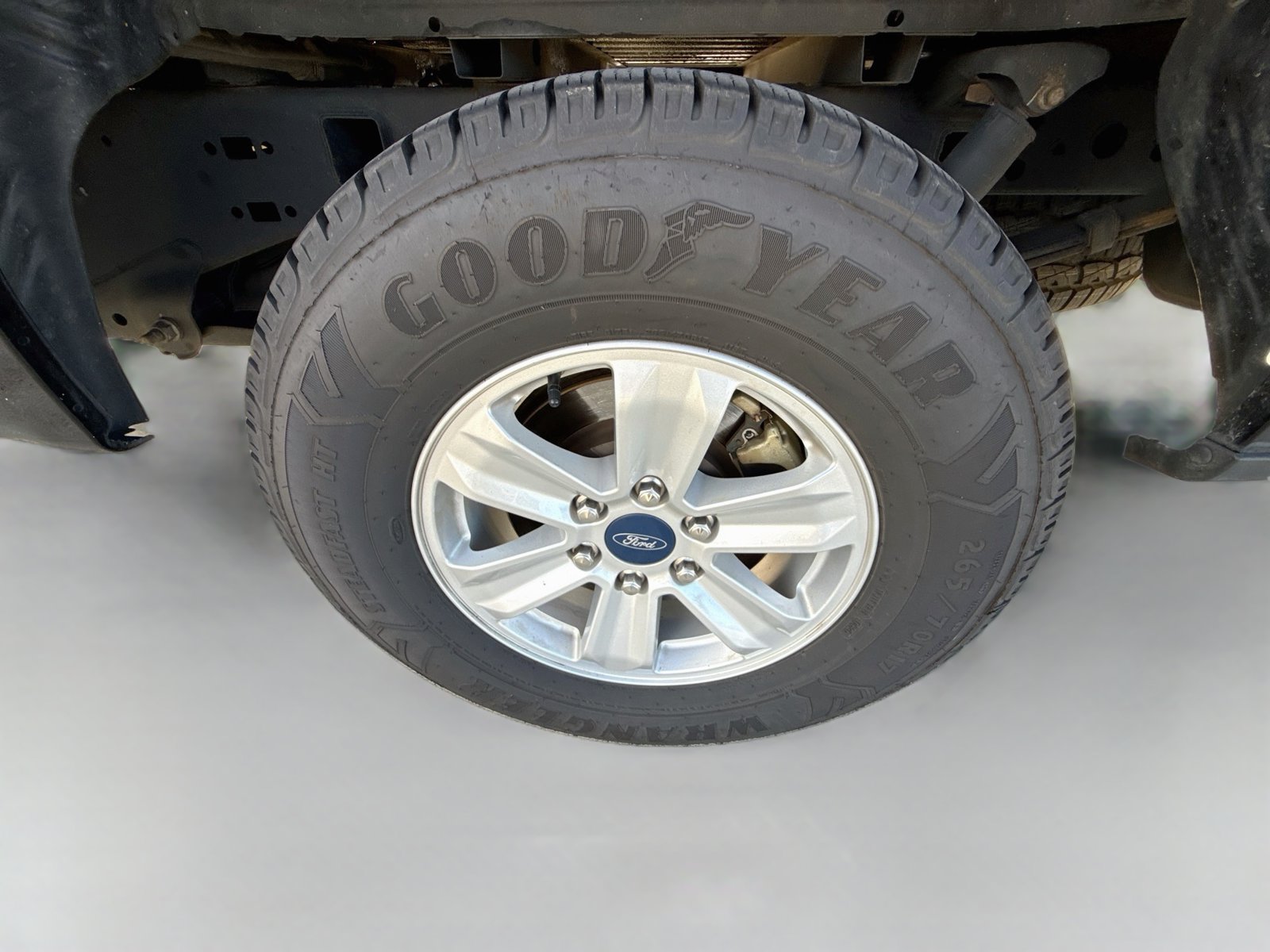 Used 2019 Ford F150 XL w/ Equipment Group 101A Mid AWD/4WD image 9
