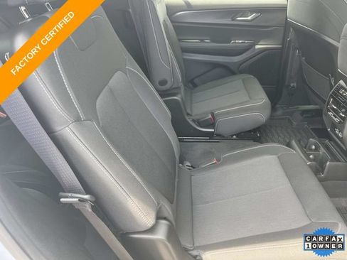 Certified 2025 Jeep Grand Cherokee L Laredo w/ MOPAR Finishing Package AWD/4WD image 22
