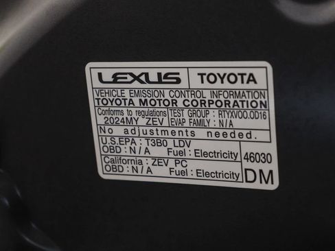 Used 2024 Lexus RZ 300e Premium FWD image 27