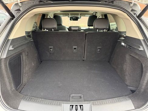 New 2025 Lincoln Corsair Reserve w/ Towing Package image 48