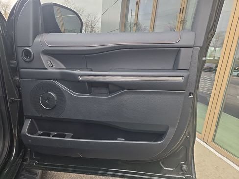 Used 2023 Ford Expedition Timberline image 32