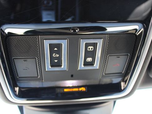 Used 2020 Land Rover Range Rover Long Wheelbase HSE AWD/4WD image 19