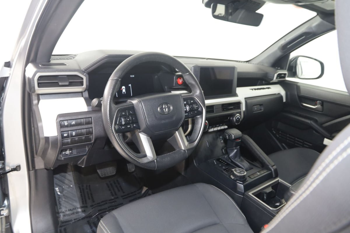 Used 2024 Toyota Tacoma TRD Off-Road AWD/4WD image 21