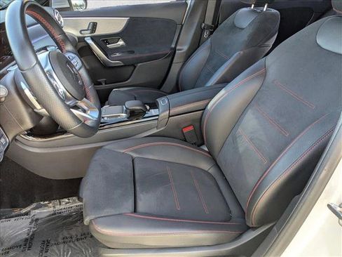 Used 2022 Mercedes-Benz A 220 image 15