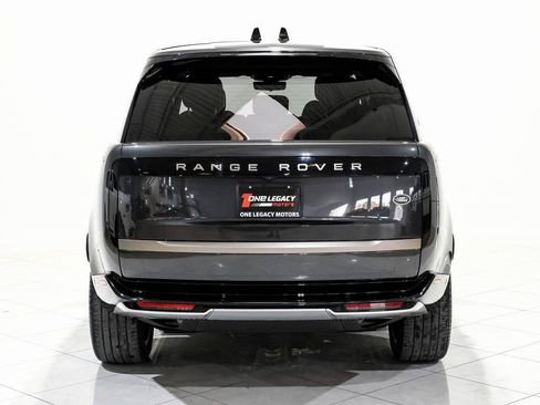 Used 2023 Land Rover Range Rover SE image 8