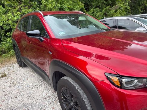 Used 2025 MAZDA CX-50 2.5 Hybrid w/ Preferred Pkg AWD/4WD image 3