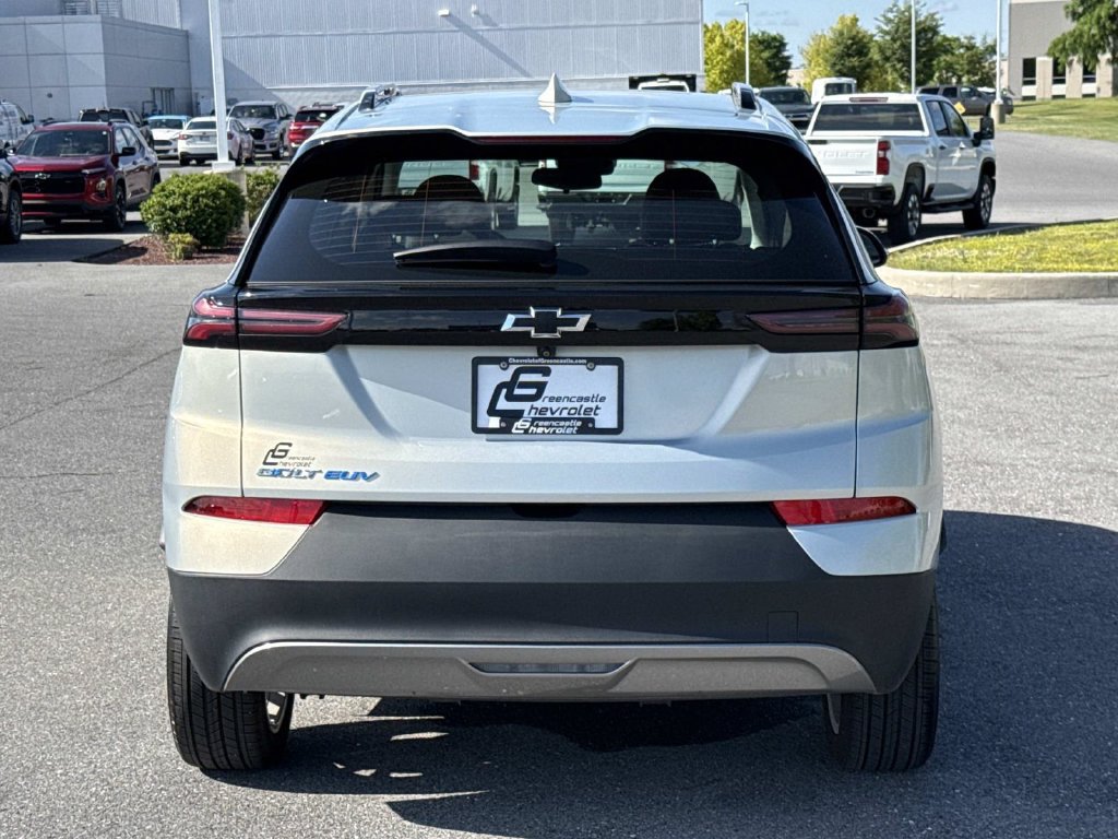 Used 2022 Chevrolet Bolt EUV LT FWD image 26