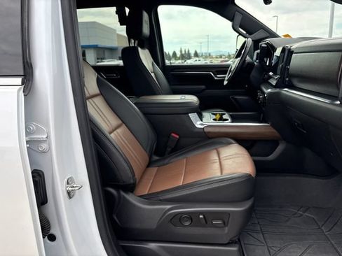Certified 2024 Chevrolet Silverado 3500 High Country w/ High Country Premium Package AWD/4WD image 23