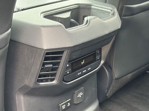 Used 2025 Toyota Sequoia TRD Pro AWD/4WD image 30
