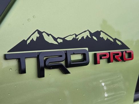 Used 2022 Toyota 4Runner TRD Pro AWD/4WD image 8