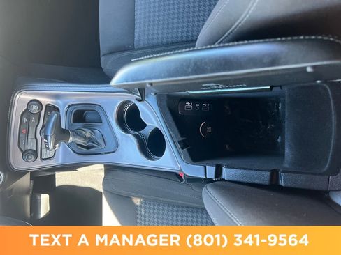 Used 2023 Dodge Challenger SXT w/ Blacktop Package image 27