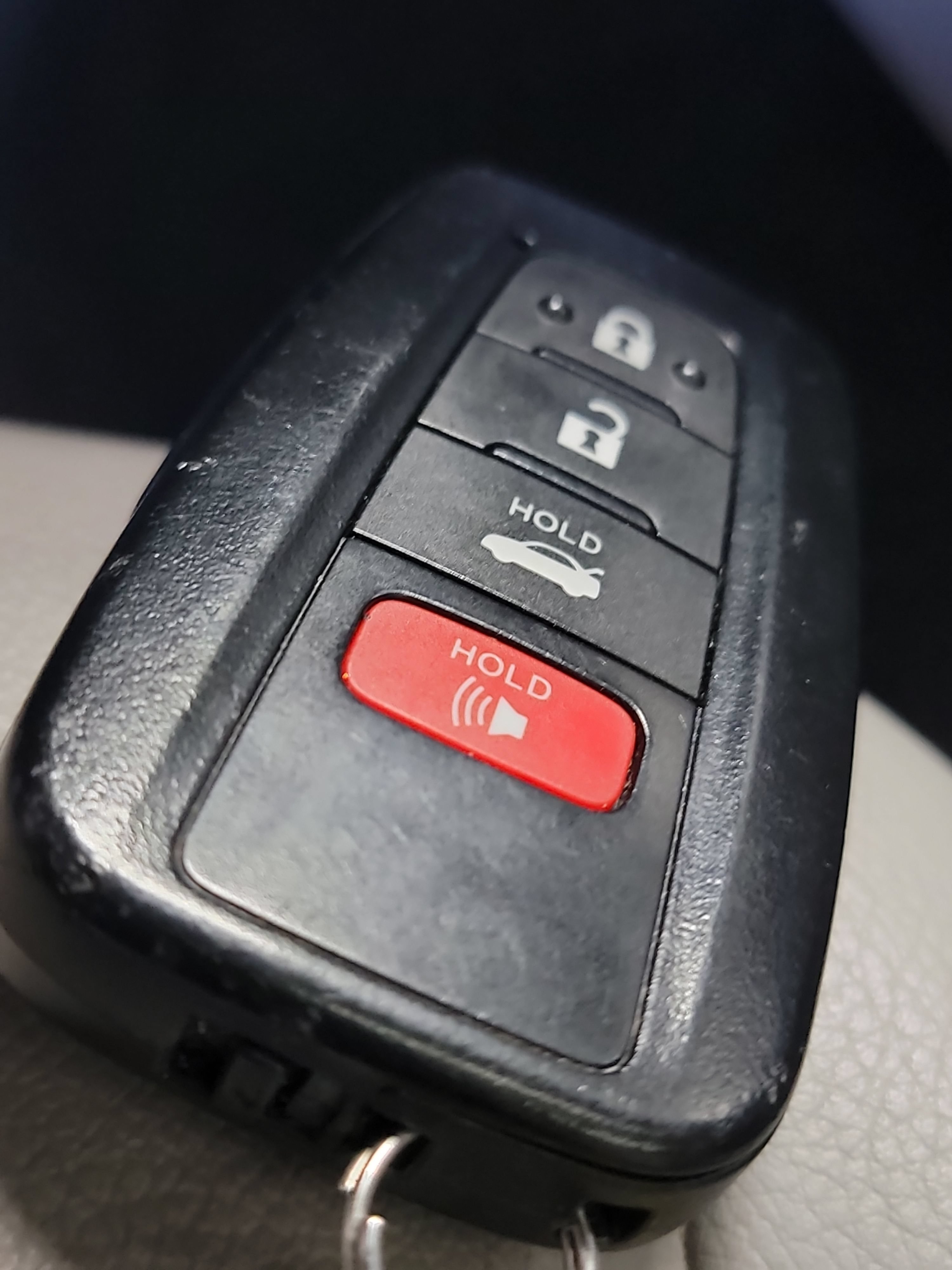 Used 2022 Toyota Camry XSE FWD image 32