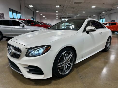 Used 2018 Mercedes-Benz E 400 Coupe image 3