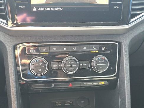 Used 2018 Volkswagen Atlas SEL image 10