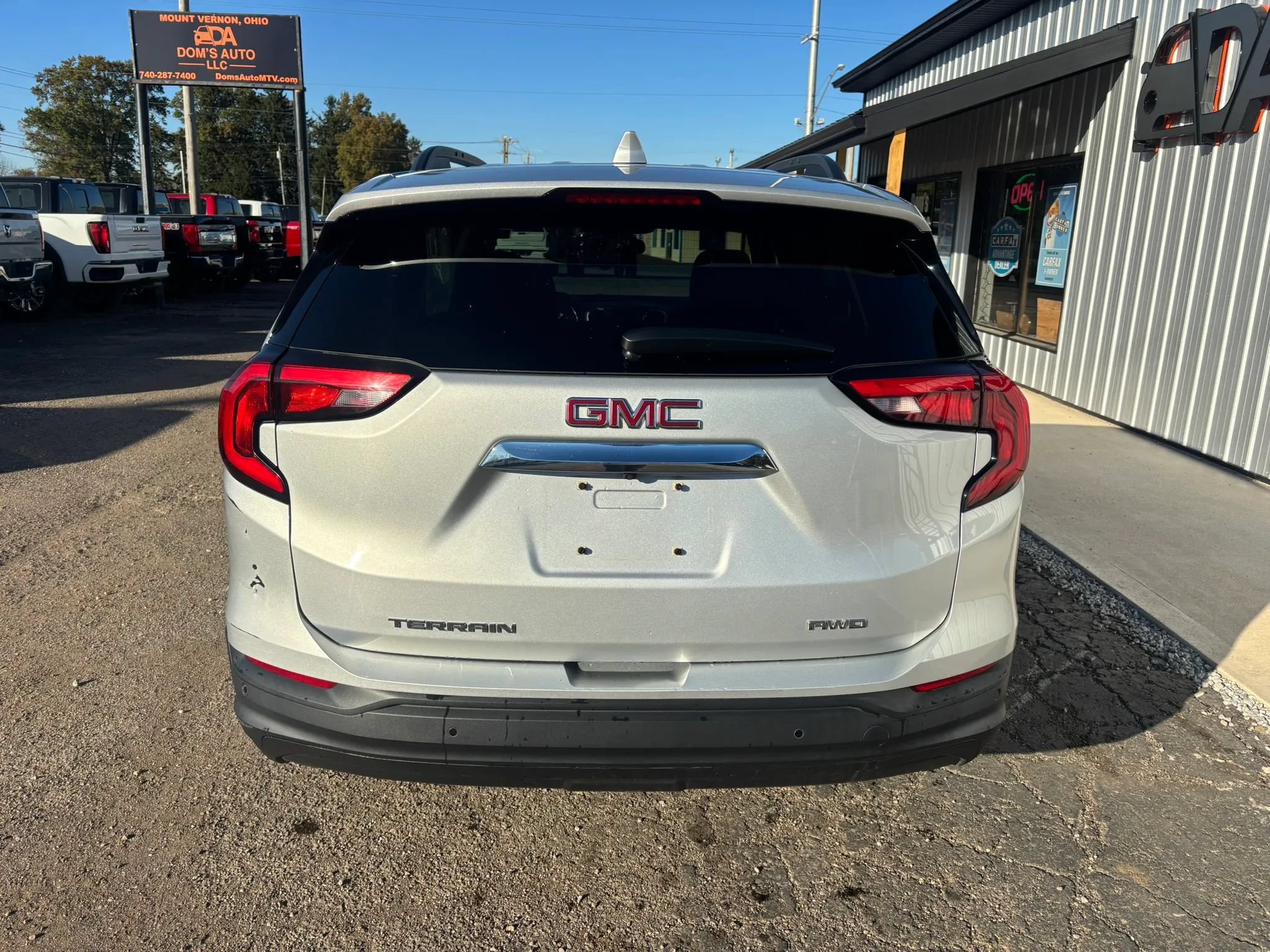 Used 2019 GMC Terrain SLE w/ Driver Convenience Package AWD/4WD image 5