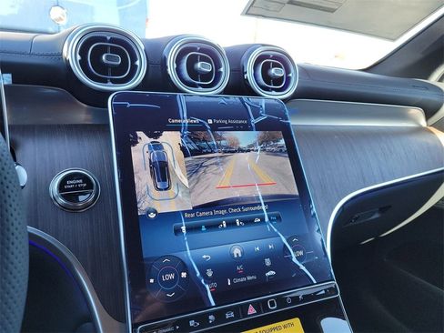 New 2025 Mercedes-Benz GLC 350e 4MATIC image 18