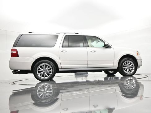 Used 2015 Ford Expedition EL Limited w/ Equipment Group 301A AWD/4WD image 23