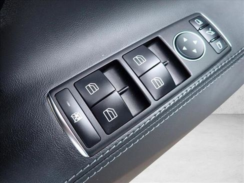 Used 2020 Tesla Model S Long Range image 14