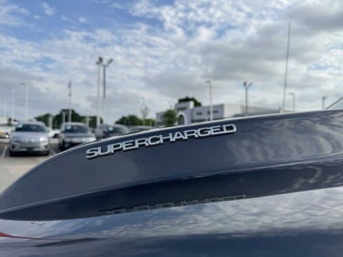 Used 2020 Ford F150 Lariat w/ Equipment Group 502A Luxury image 18