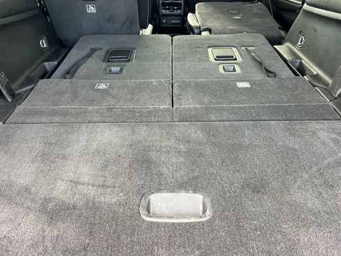 Used 2021 Jeep Grand Cherokee L Limited image 17