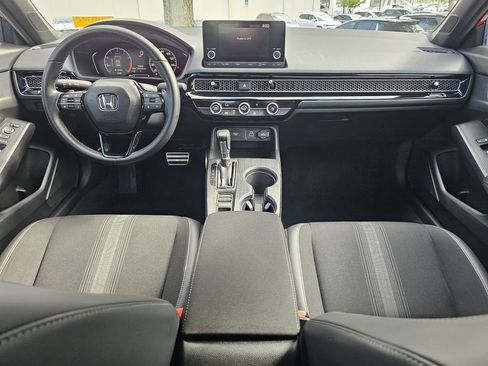 Used 2023 Honda Civic Sport image 11