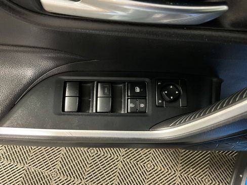 Used 2021 Toyota RAV4 XLE image 14